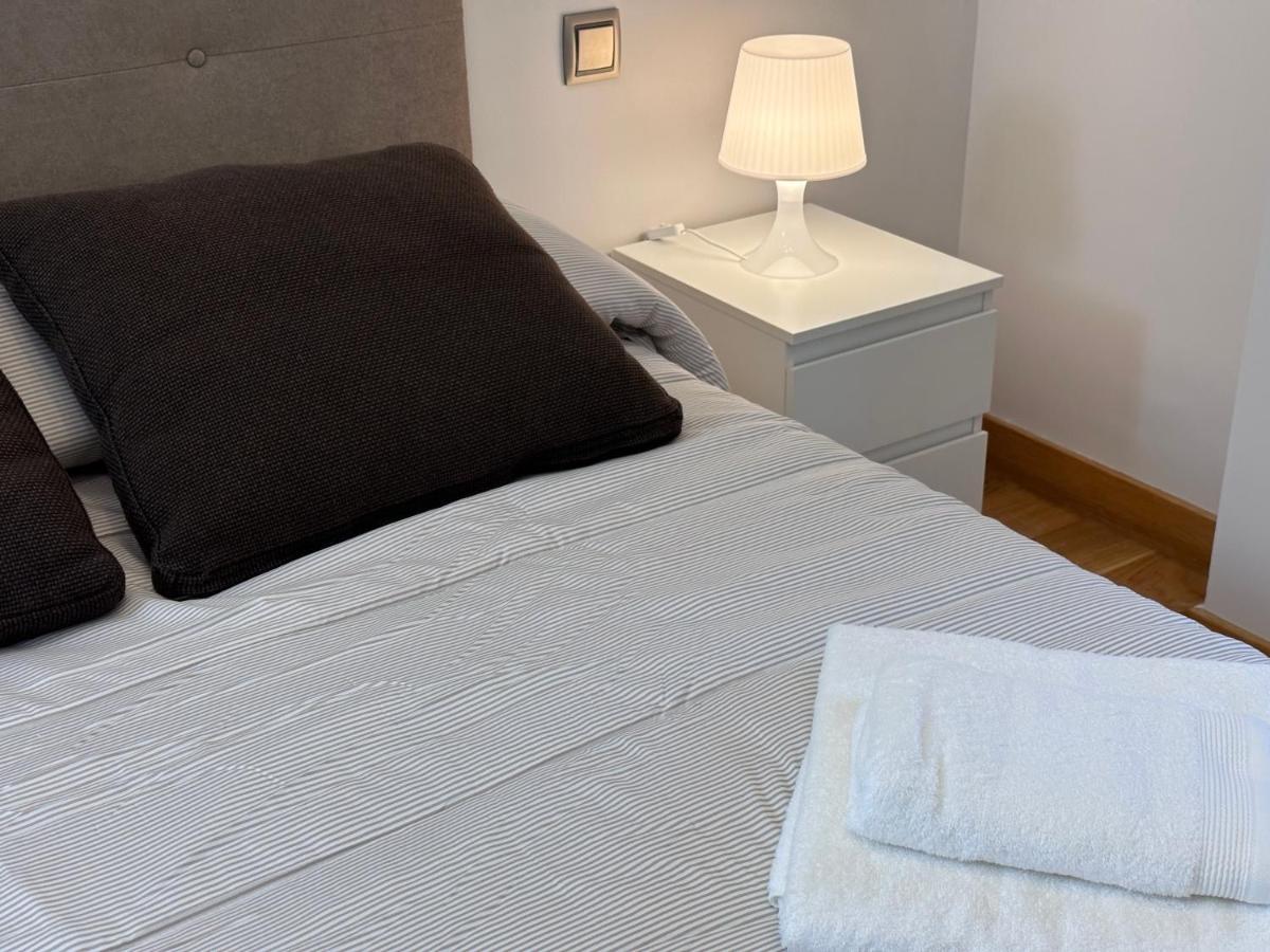 Apartamento Gran Via - Parking Gratis Salamanca Bagian luar foto